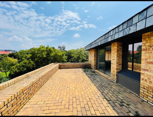 214M² OFFICE TO LET IN VORNA VALLEY